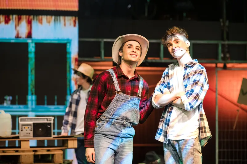 Footloose 23 500